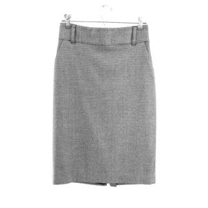 Banana Republic Mini Houndstooth pencil skirt